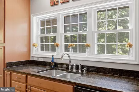 Kitchen - 226 Early Dr, Basye, VA 22810 photo 3 of 4