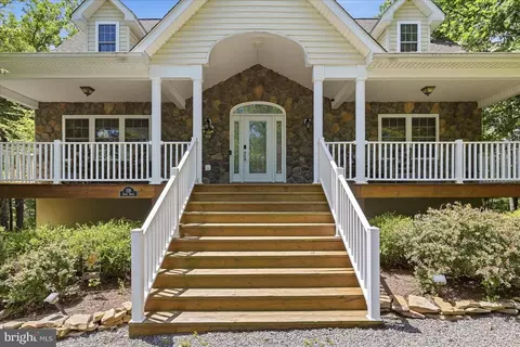 Exterior - 226 Early Dr, Basye, VA 22810 photo 6 of 23