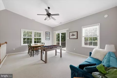 Entry Way - 226 Early Dr, Basye, VA 22810 photo 5 of 6
