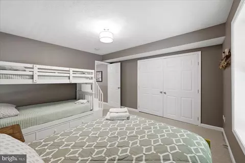 Bedroom - 226 Early Dr, Basye, VA 22810 photo 7 of 9