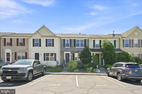 604 Frontier Fort Ln, Strasburg, VA 22657