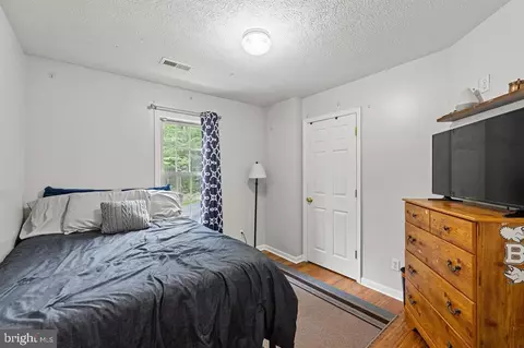 Bedroom - 88 Pin Oak, Mount Jackson, VA 22842 photo 5 of 7
