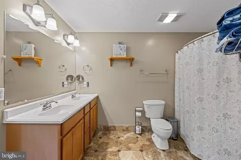 Bath - 88 Pin Oak, Mount Jackson, VA 22842 photo 1 of 8