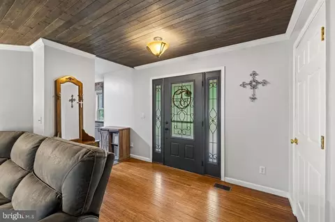 Entry Way - 88 Pin Oak, Mount Jackson, VA 22842 photo 1 of 6