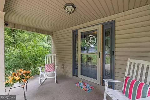 Exterior - 88 Pin Oak, Mount Jackson, VA 22842 photo 13 of 15