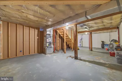 Entry Way - 272 Willow Ln, Mount Jackson, VA 22842 photo 3 of 4