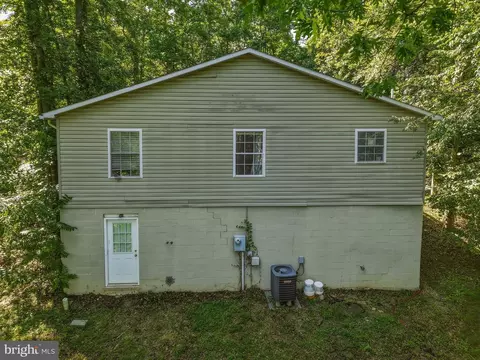 Exterior - 272 Willow Ln, Mount Jackson, VA 22842 photo 2 of 5