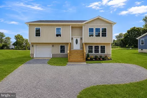 142 Wesley Chapel Dr, Edinburg, VA 22824