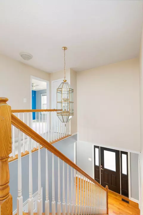 Entry Way - 677 Dellinger Dr, Strasburg, VA 22657 photo 3 of 4