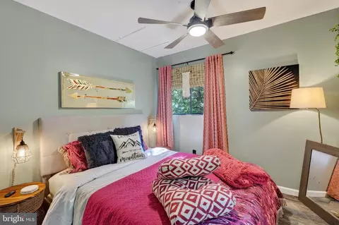 Bedroom - 743 Maple, Mount Jackson, VA 22842 photo 4 of 4