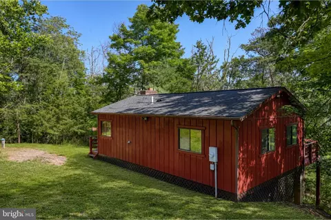 Exterior - 743 Maple, Mount Jackson, VA 22842 photo 2 of 2