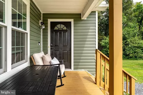 Exterior - 6127 Moore Ave, Mount Jackson, VA 22842 photo 13 of 25