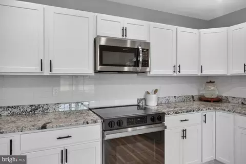 Kitchen - 6127 Moore Ave, Mount Jackson, VA 22842 photo 5 of 5