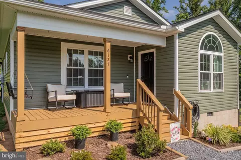 Exterior - 6127 Moore Ave, Mount Jackson, VA 22842 photo 2 of 11