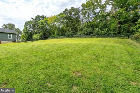Exterior - 6127 Moore Ave, Mount Jackson, VA 22842 photo 23 of 25