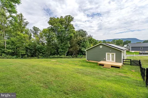 Exterior - 6127 Moore Ave, Mount Jackson, VA 22842 photo 22 of 25