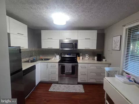 Kitchen - 361 The Hl, Basye, VA 22810 photo 3 of 3