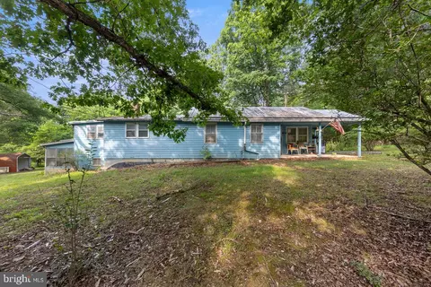5111 Crooked Run Rd, Mount Jackson, VA 22842