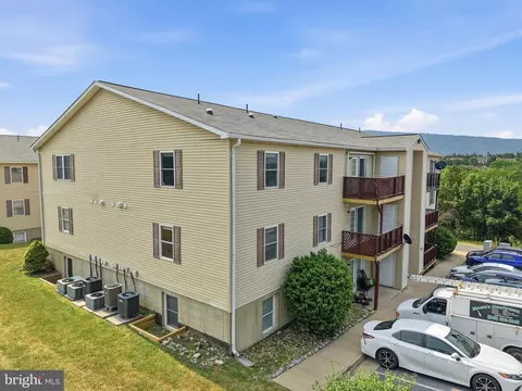 245 K9 Brandy Ct, Strasburg, VA 22657