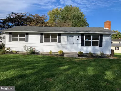 304 Palmyra Rd, Edinburg, VA 22824