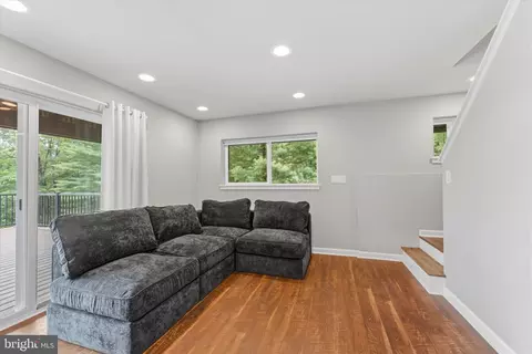 Living - 1311 Hepner Rd, Mount Jackson, VA 22842 photo 3 of 4