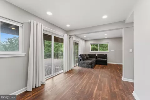 Living - 1311 Hepner Rd, Mount Jackson, VA 22842 photo 4 of 4