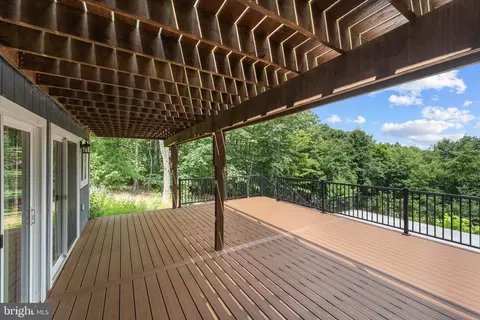 Exterior - 1311 Hepner Rd, Mount Jackson, VA 22842 photo 7 of 10