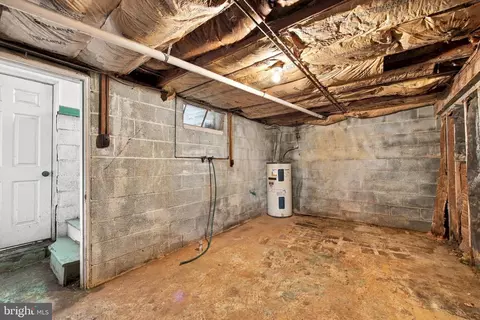 Other - 255 Nelson St, Mount Jackson, VA 22842 photo 10 of 11