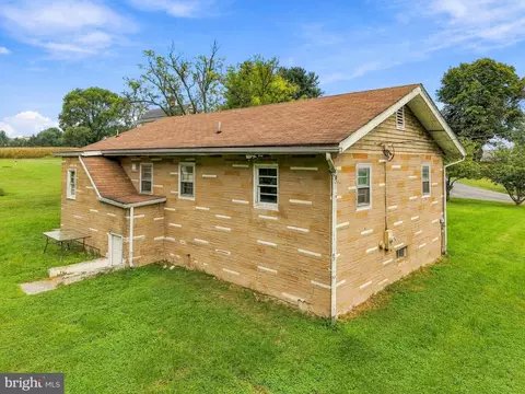 Other - 255 Nelson St, Mount Jackson, VA 22842 photo 4 of 11