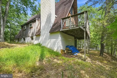 Exterior - 863 Lee Rd, Basye, VA 22810 photo 5 of 10