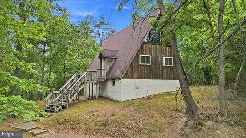 Exterior - 863 Lee Rd, Basye, VA 22810 photo 2 of 10