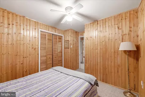 Bedroom - 863 Lee Rd, Basye, VA 22810 photo 10 of 10