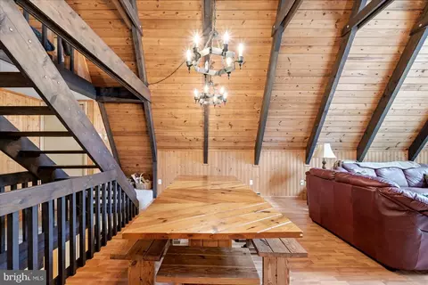 Dining - 863 Lee Rd, Basye, VA 22810 photo 1 of 1