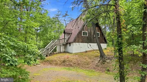 Exterior - 863 Lee Rd, Basye, VA 22810 photo 6 of 10