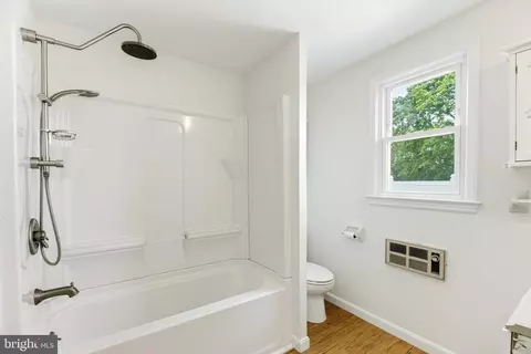 5834 Broad St, Mount Jackson, VA 22842 photo 23