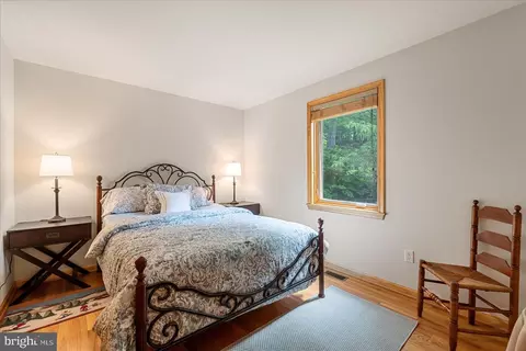 Bedroom - 218 Nelson Way, Basye, VA 22810 photo 2 of 6