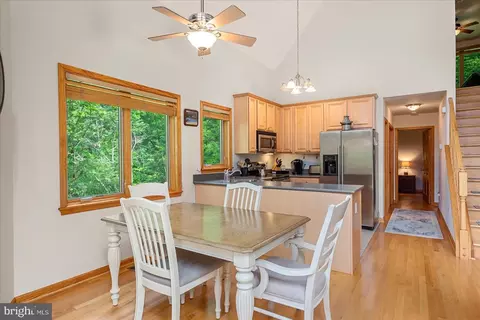 Dining - 218 Nelson Way, Basye, VA 22810 photo 2 of 2
