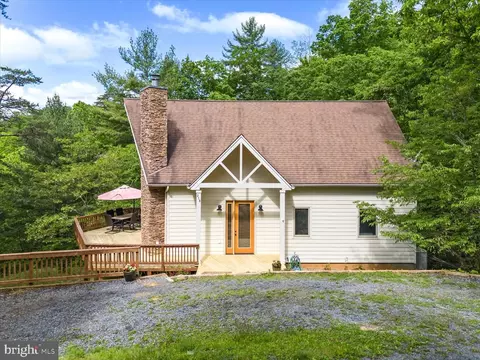 Exterior - 218 Nelson Way, Basye, VA 22810 photo 2 of 10