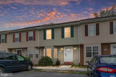 1211 Julie Ct, Woodstock, VA 22664