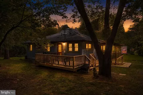 787 Indian Camp Trl, Maurertown, VA 22644