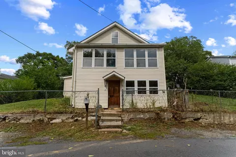 378 Sunset St, Strasburg, VA 22657