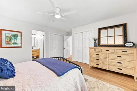 Bedroom - 122 Forrest St, Basye, VA 22810 photo 2 of 5
