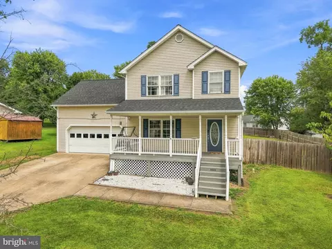 115 Baer Oak Dr, Maurertown, VA 22644