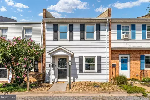 1045 S C9 S Main St #C-9, Woodstock, VA 22664