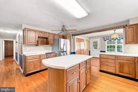 Kitchen - 1749 Georgetown Rd, Mount Jackson, VA 22842 photo 4 of 4