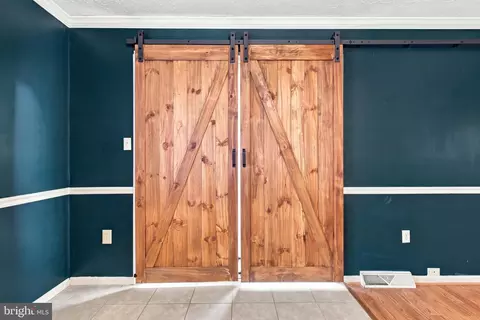 Entry Way - 1749 Georgetown Rd, Mount Jackson, VA 22842 photo 1 of 1