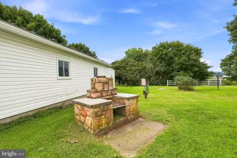 Exterior - 1749 Georgetown Rd, Mount Jackson, VA 22842 photo 8 of 10