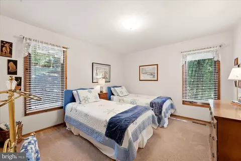 Bedroom - 51 Forrest St, Basye, VA 22810 photo 4 of 7