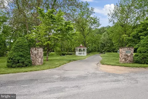 Exterior - 51 Forrest St, Basye, VA 22810 photo 22 of 24