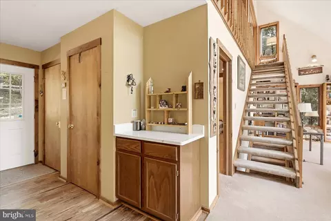 Entry Way - 51 Forrest St, Basye, VA 22810 photo 2 of 8